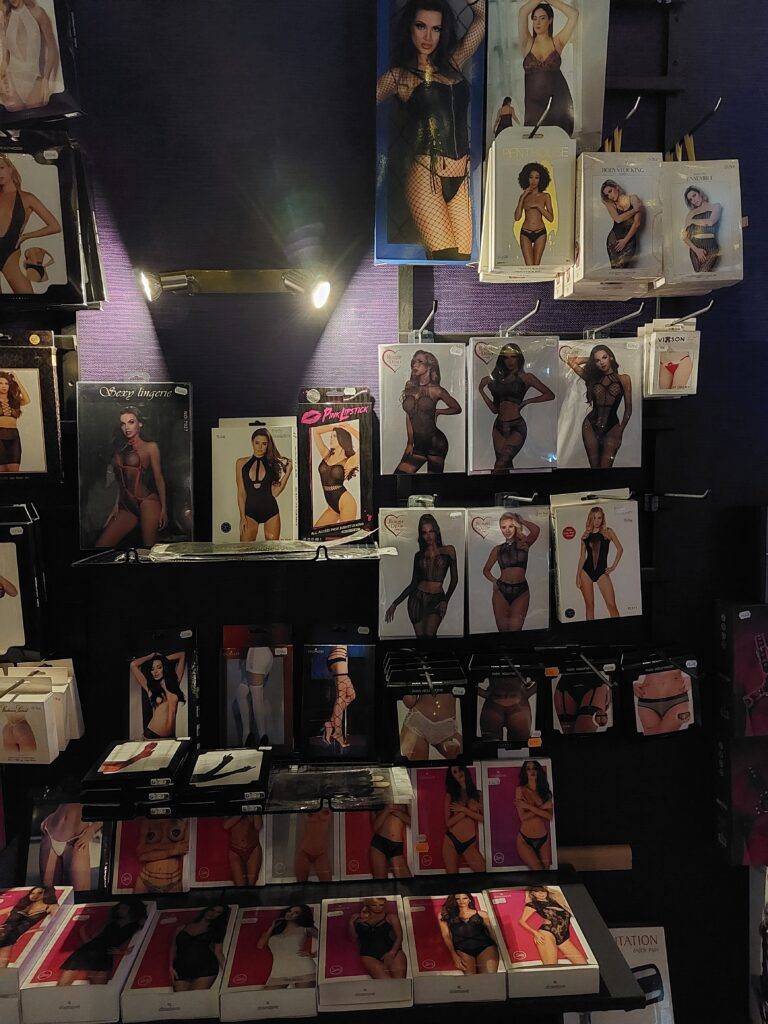 Sans Dessus Dessous Sex Shop Epinal 20250627 114916